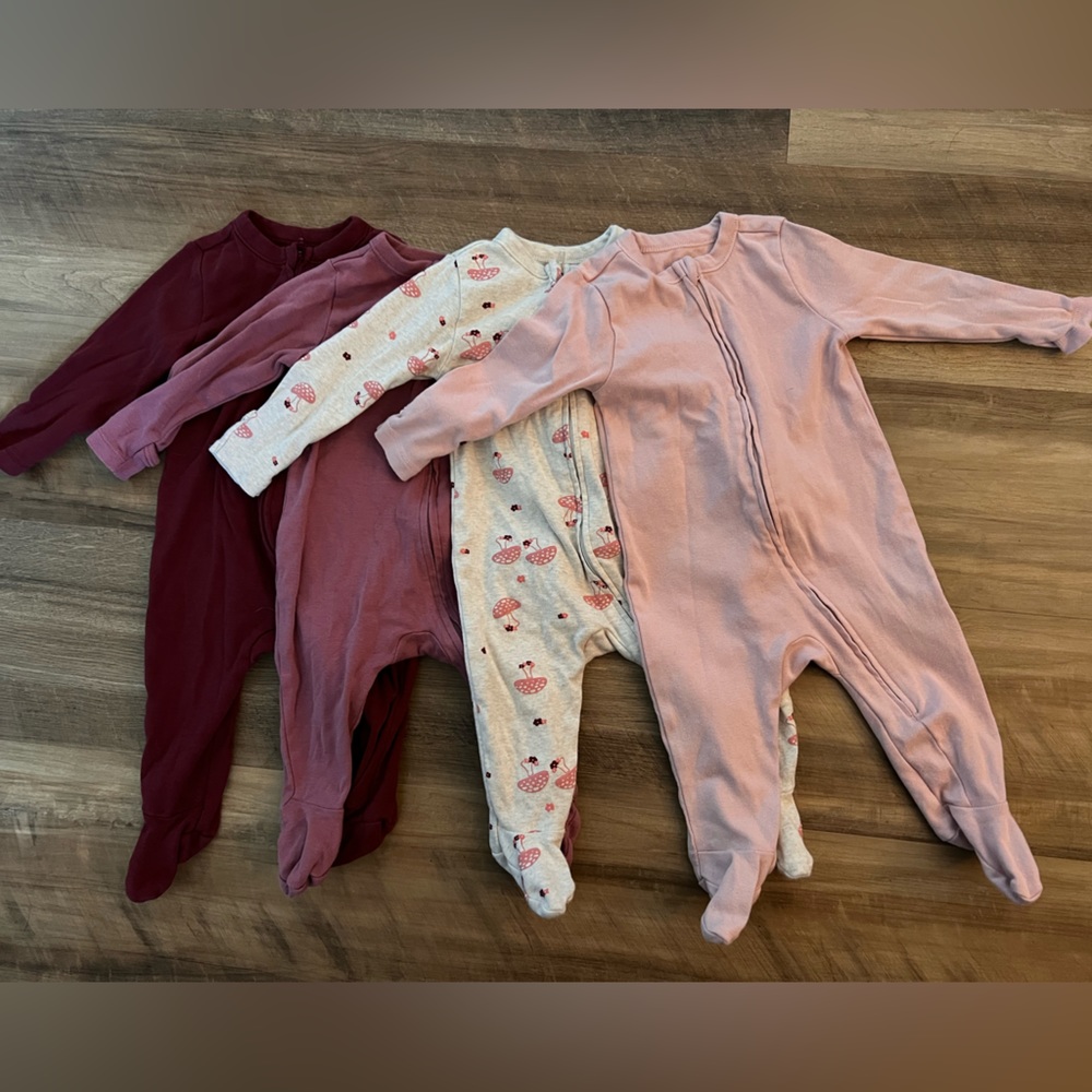 Old Navy sleepers bundle